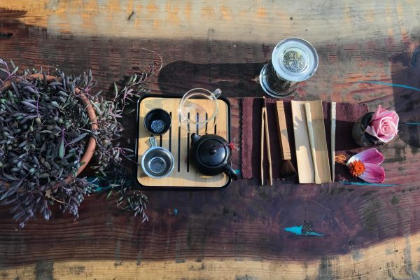 Bàn về chữ ăn 吃 và chữ phẩm 品